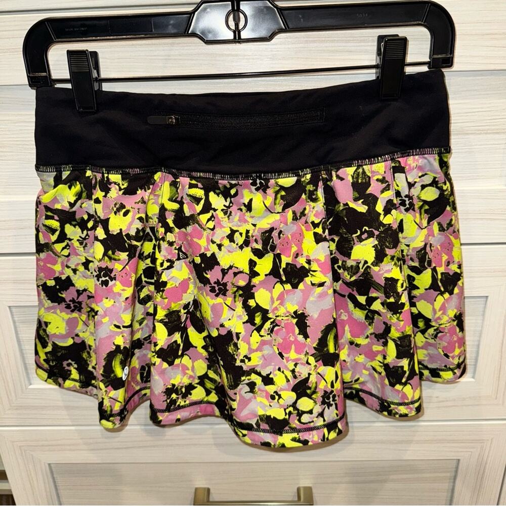Lululemon Pace Rival Mid-Rise Skirt
Inflected Highlight Yellow Multi / Black 4 - Picture 6 of 11